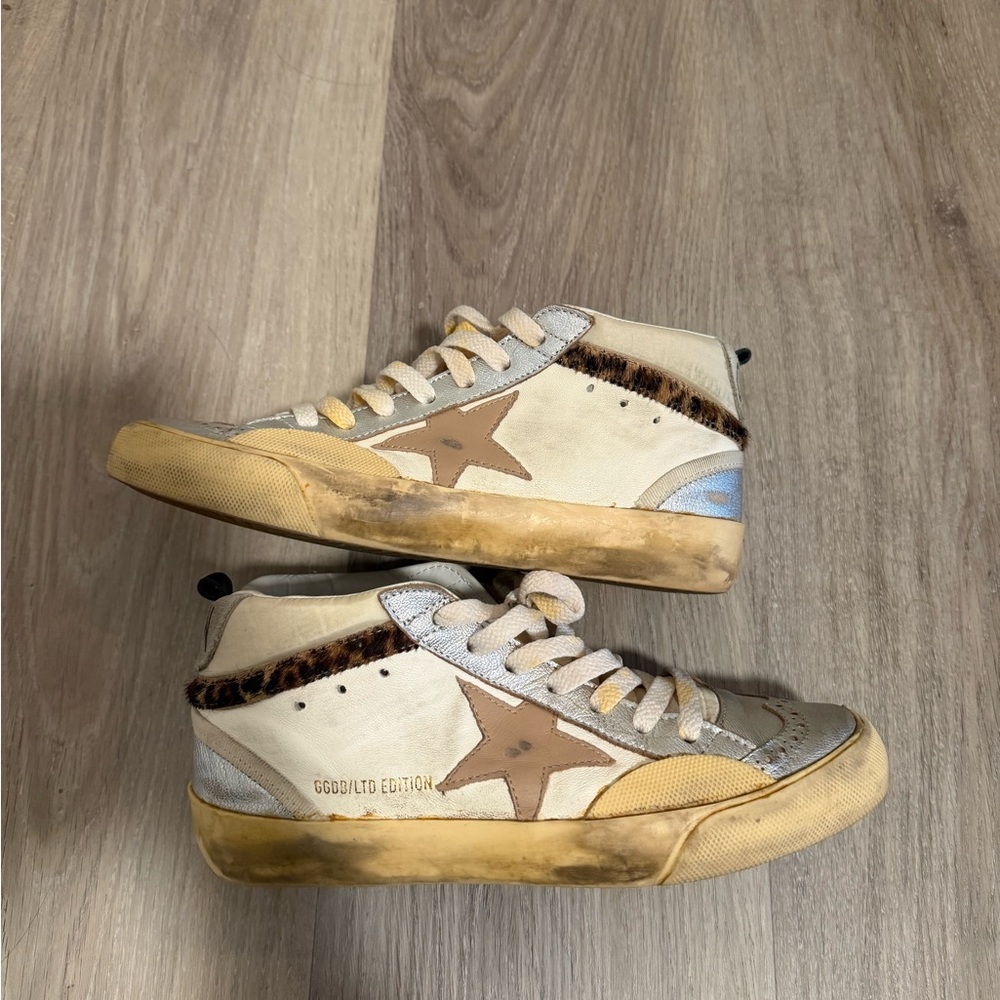 Golden Goose Women's Midstar Silver and Beige Sneakers - Picture 3 of 15